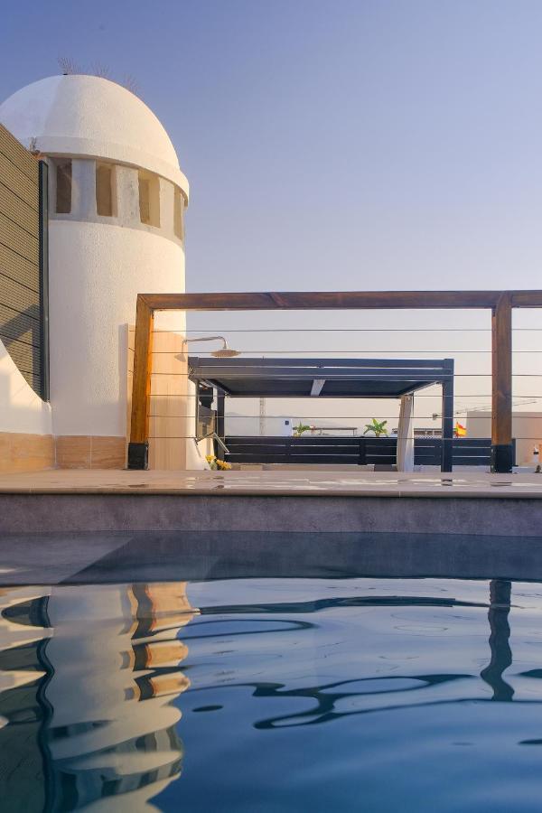 Апартаменты El Atico De Teresa Con Piscina Privada Climatizada A 250M Playa Вера Экстерьер фото