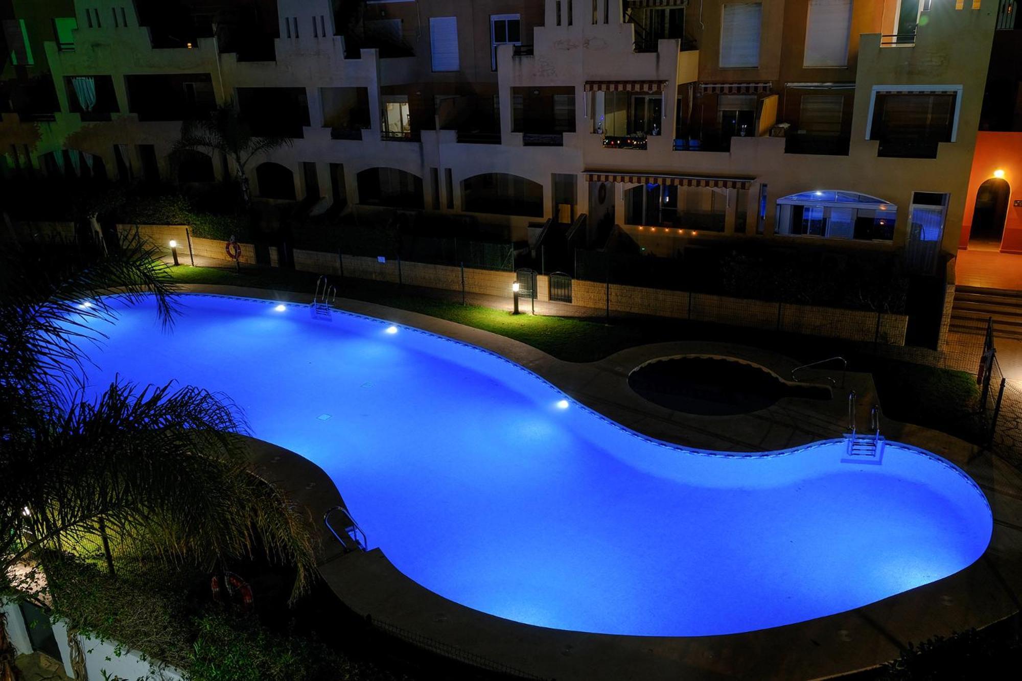 Апартаменты El Atico De Teresa Con Piscina Privada Climatizada A 250M Playa Вера Экстерьер фото